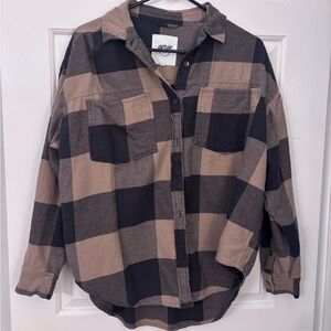 Aerie Black and Tan Plaid Button Down Shirt